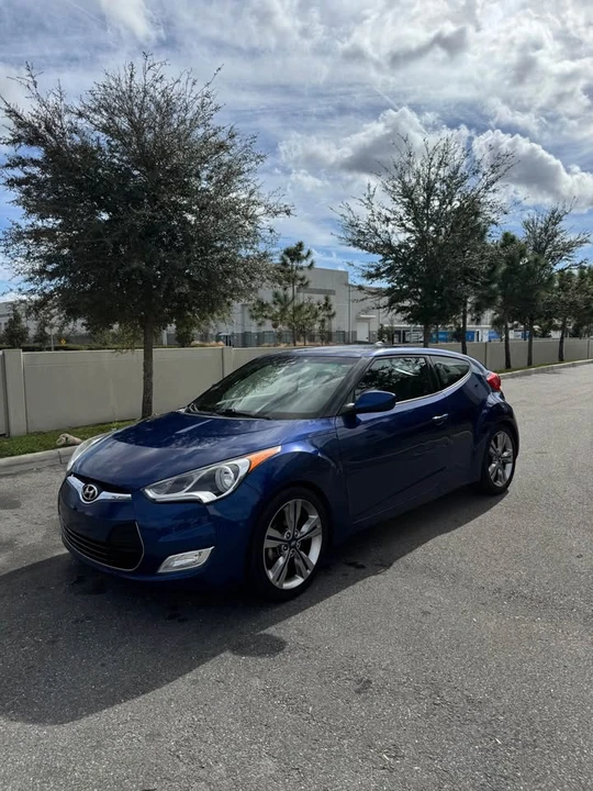 2017 Hyundai Veloster - Image 6 of 12