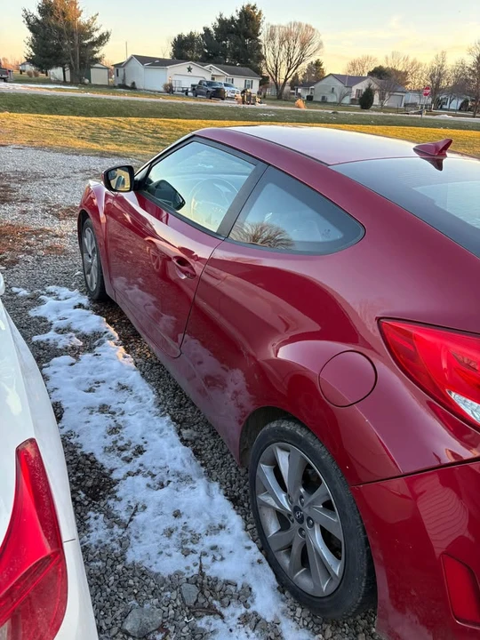 2017 Hyundai Veloster - Image 4 of 7