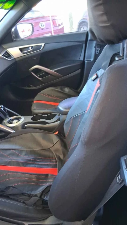 2017 Hyundai Veloster - Image 3 of 4