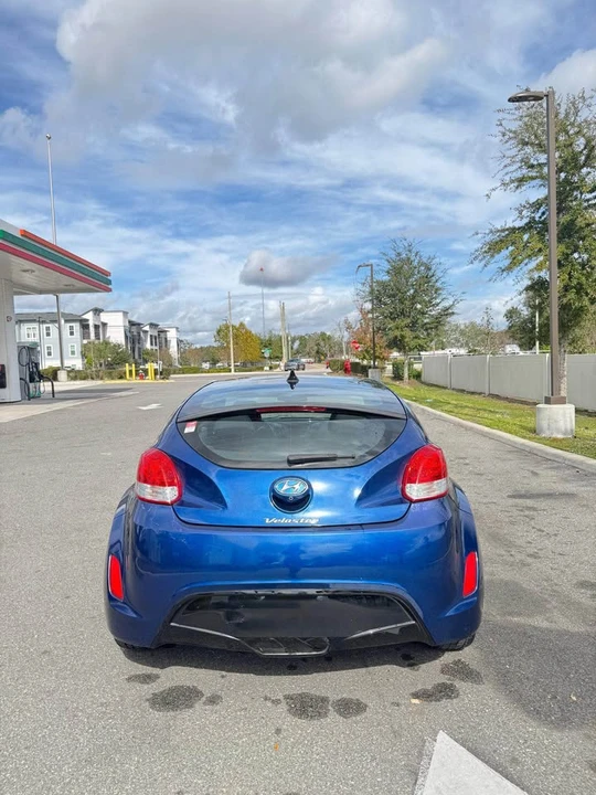 2017 Hyundai Veloster - Image 3 of 19