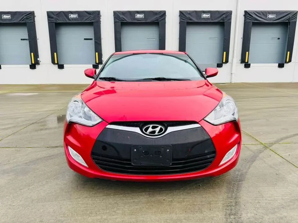 2017 Hyundai Veloster - Image 8 of 18