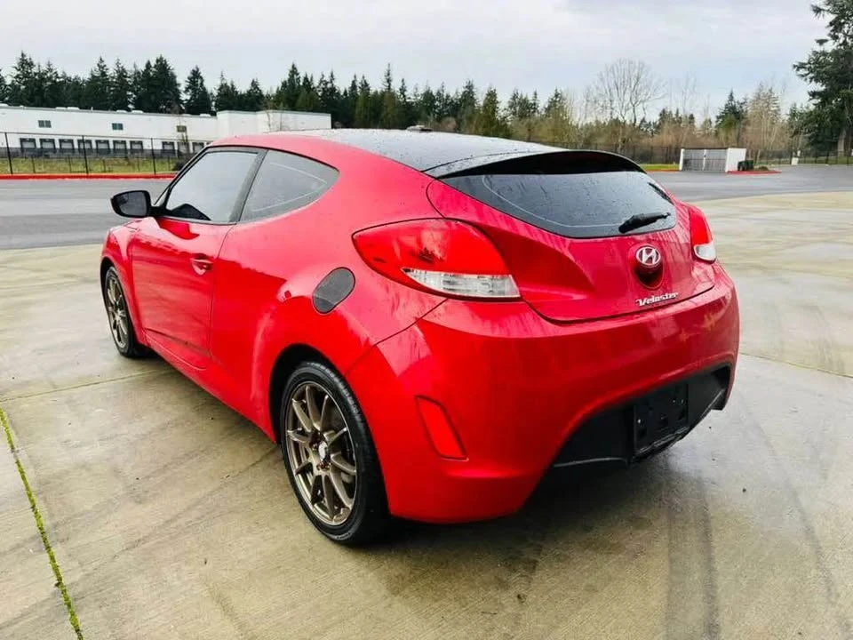 2017 Hyundai Veloster - Image 3 of 18