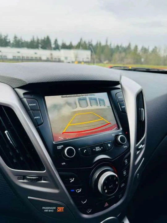 2017 Hyundai Veloster - Image 16 of 18