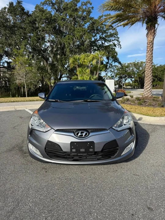2017 Hyundai Veloster - Image 8 of 20