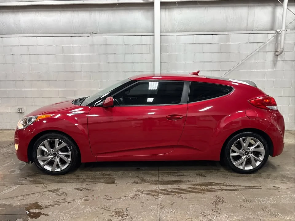 2017 Hyundai Veloster - Image 4 of 20