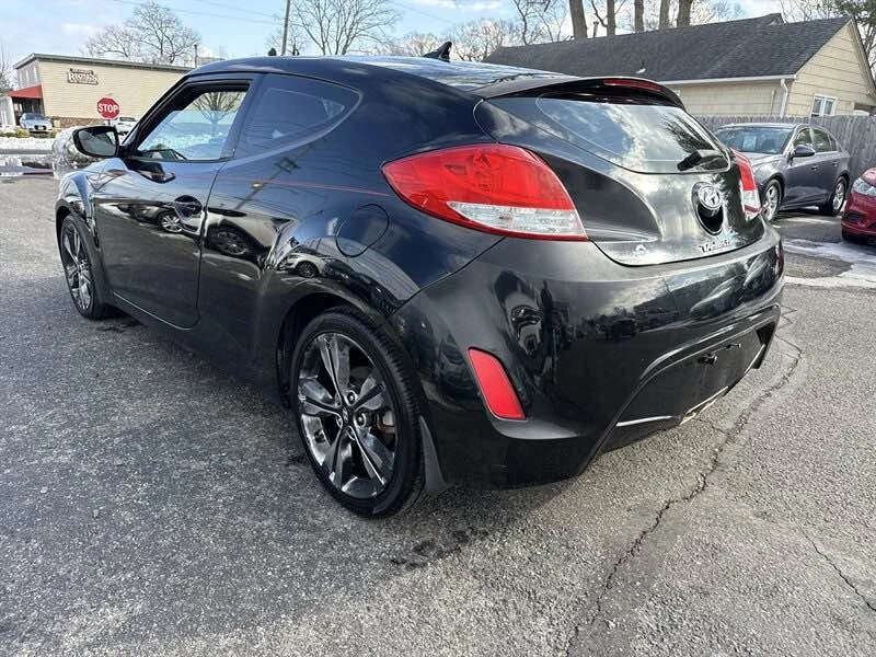 2017 Hyundai Veloster - Image 4 of 15