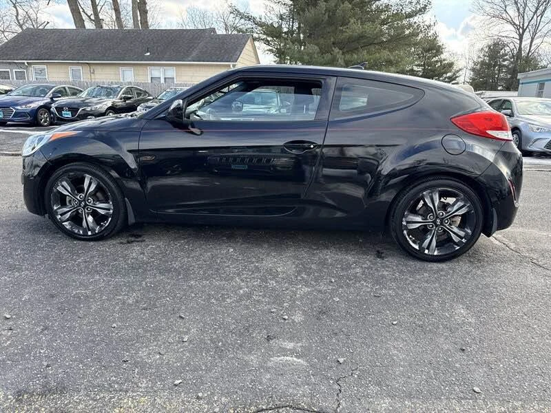 2017 Hyundai Veloster - Image 5 of 15