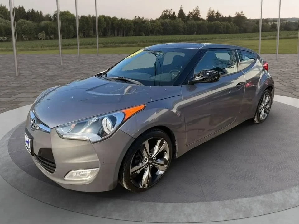 2017 Hyundai Veloster - Image 12 of 13
