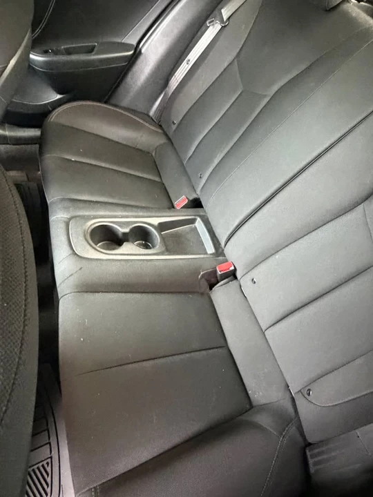2017 Hyundai Veloster - Image 7 of 7