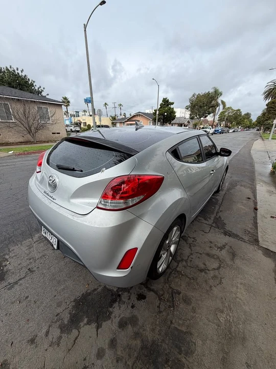 2017 Hyundai Veloster - Image 3 of 7