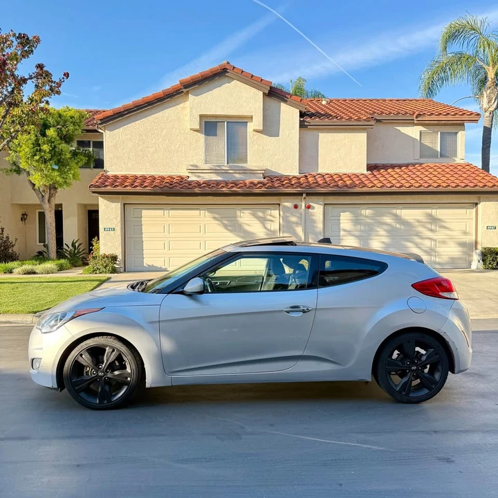2017 Hyundai Veloster - Image 3 of 18