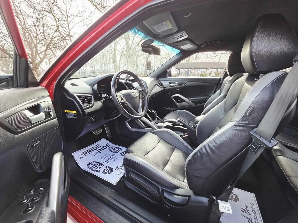 2017 Hyundai Veloster - Image 6 of 19