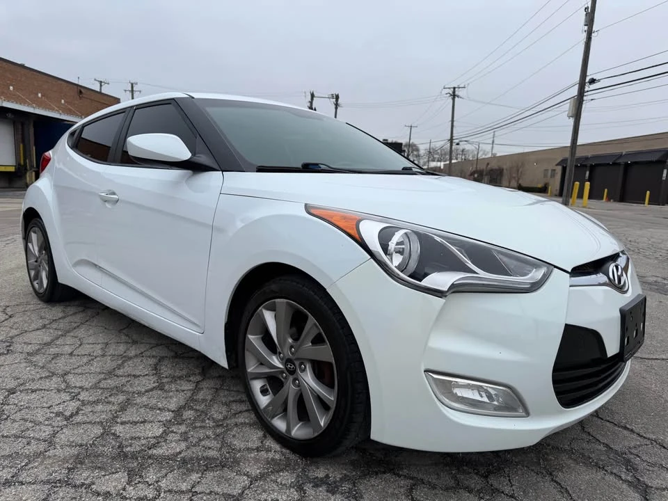 2017 Hyundai Veloster - Image 7 of 11
