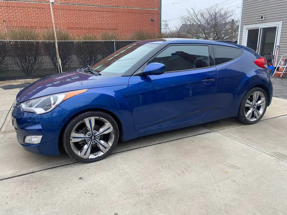 2017 Hyundai Veloster - Image 7 of 8