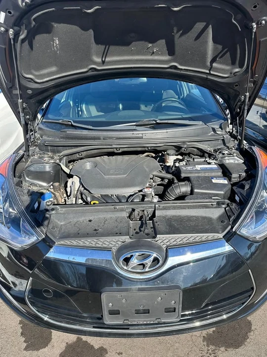 2017 Hyundai Veloster - Image 11 of 11