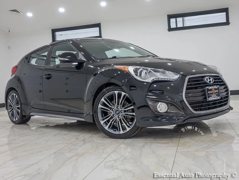 2017 Hyundai Veloster - Image 2 of 20