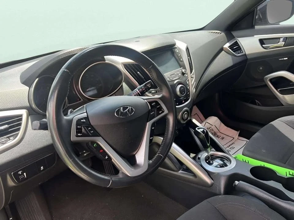 2017 Hyundai Veloster - Image 7 of 19