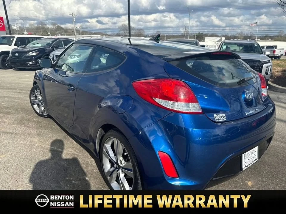 2017 Hyundai Veloster - Image 3 of 5
