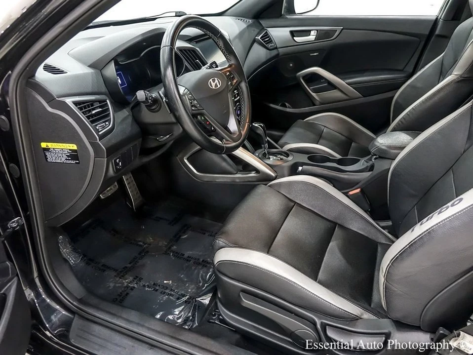 2017 Hyundai Veloster - Image 12 of 20