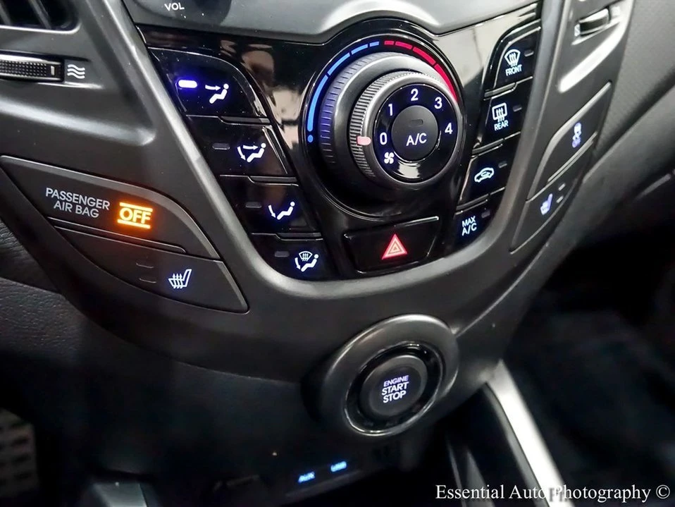 2017 Hyundai Veloster - Image 17 of 20