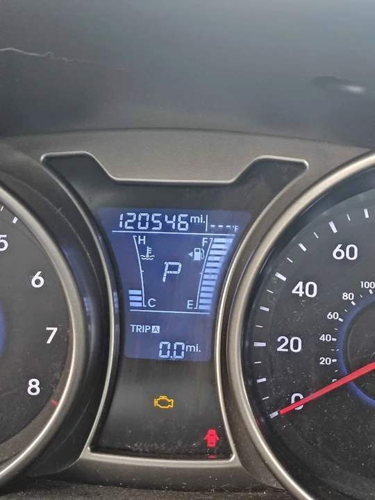 2017 Hyundai Veloster - Image 2 of 7