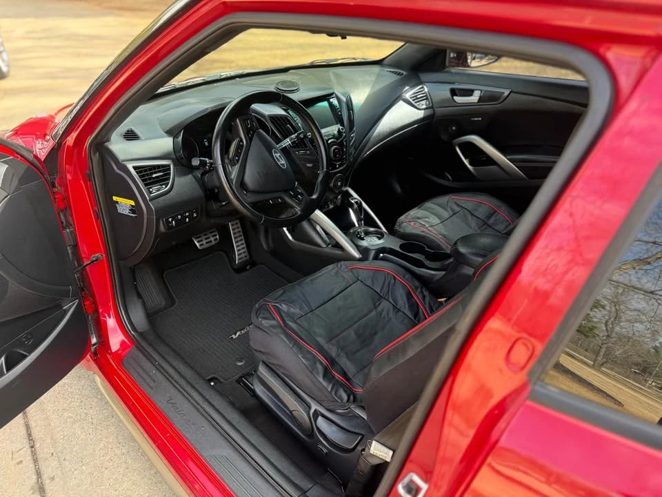 2017 Hyundai Veloster - Image 3 of 9