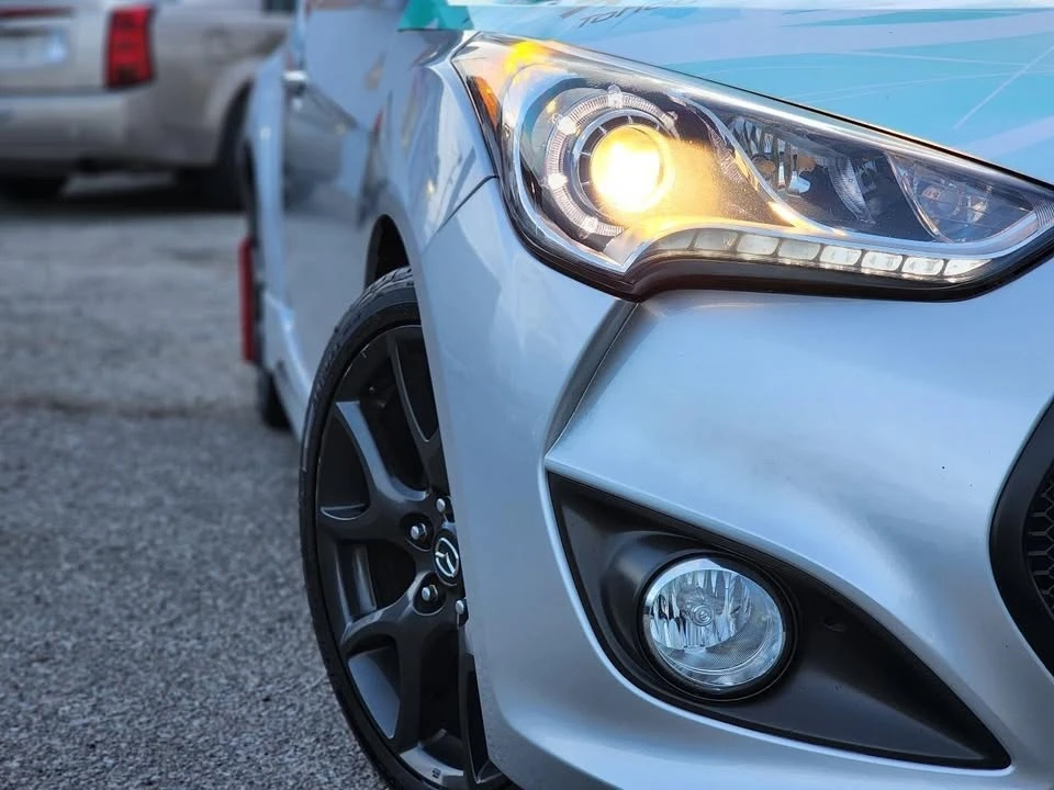 2017 Hyundai Veloster - Image 3 of 20