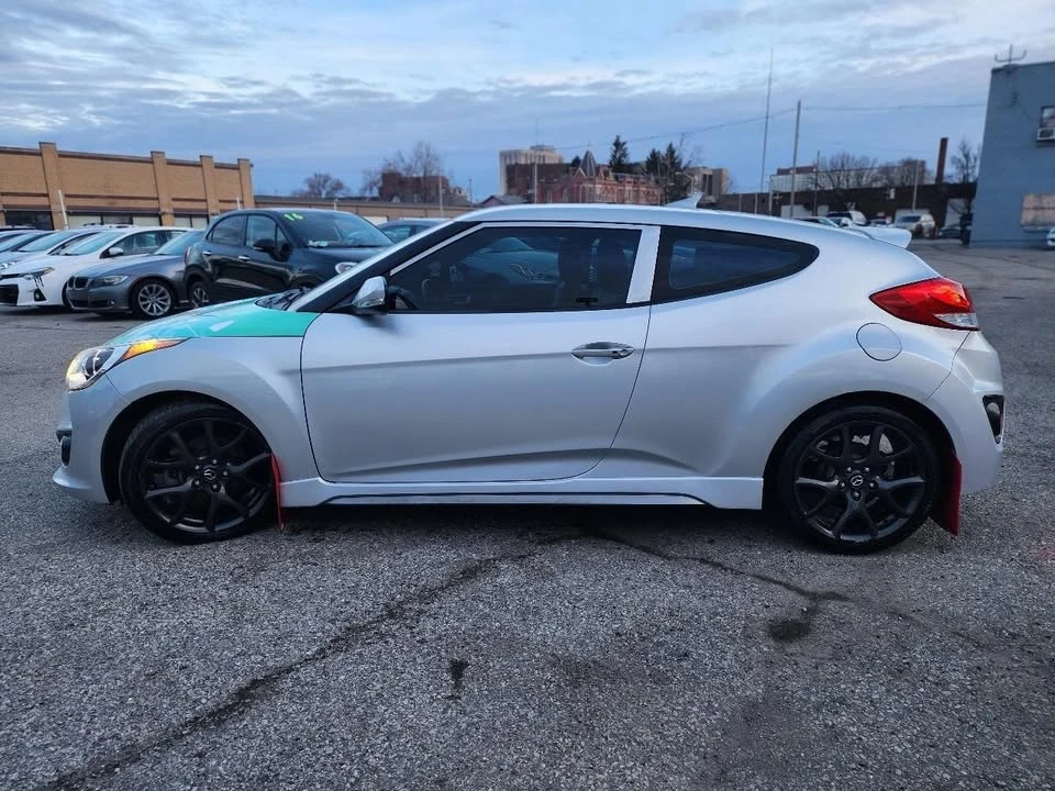 2017 Hyundai Veloster - Image 8 of 20