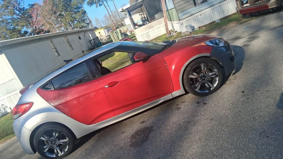 2017 Hyundai Veloster - Image 4 of 4