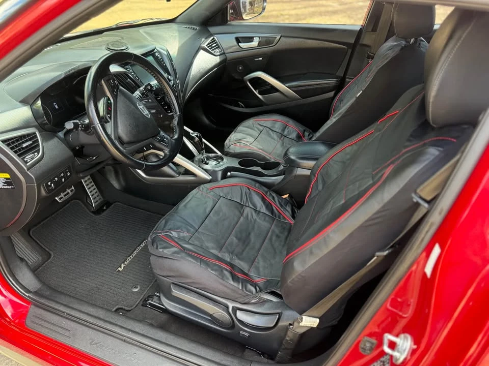 2017 Hyundai Veloster - Image 4 of 9