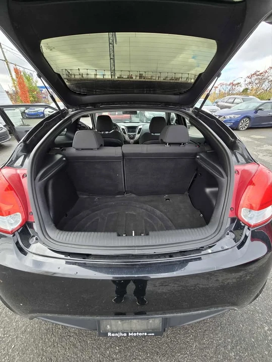 2017 Hyundai Veloster - Image 9 of 9