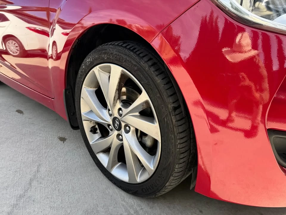 2017 Hyundai Veloster - Image 7 of 15