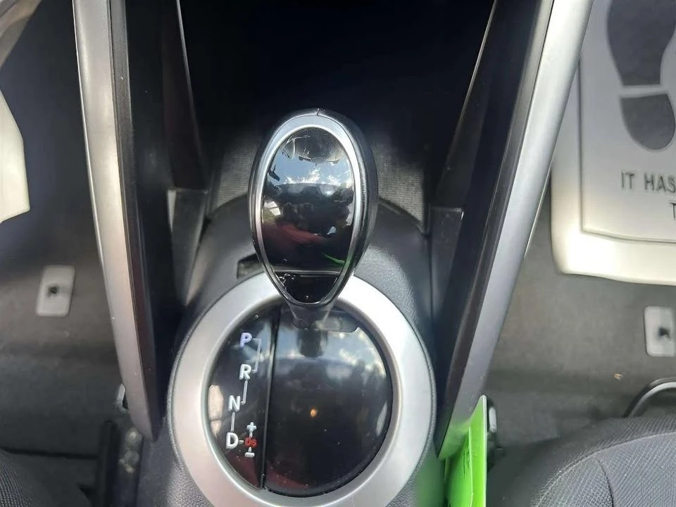 2017 Hyundai Veloster - Image 19 of 19