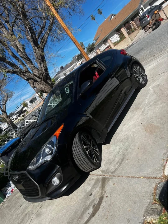 2017 Hyundai Veloster - Image 3 of 19
