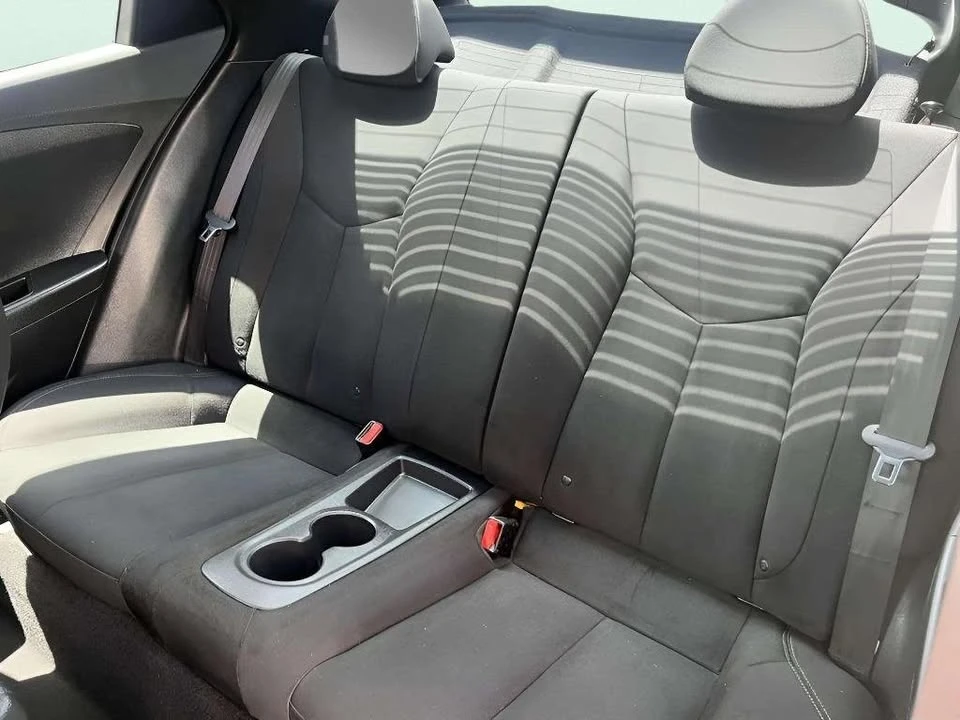 2017 Hyundai Veloster - Image 13 of 19