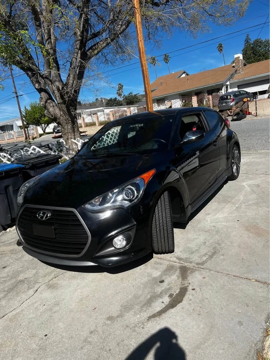 2017 Hyundai Veloster - Image 6 of 18