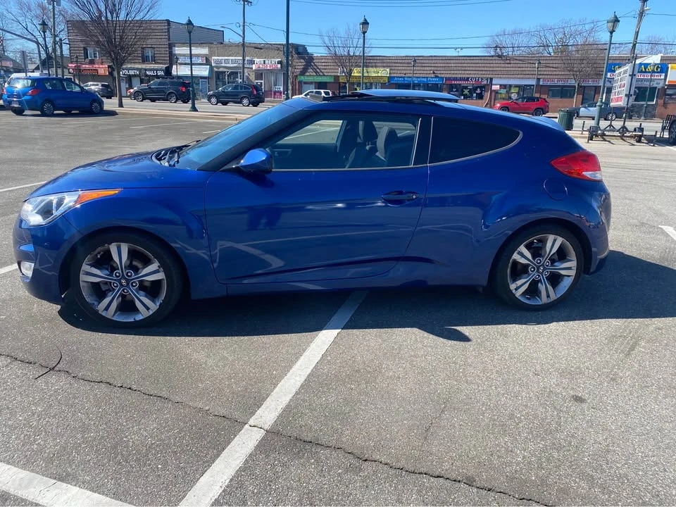 2017 Hyundai Veloster - Image 11 of 19