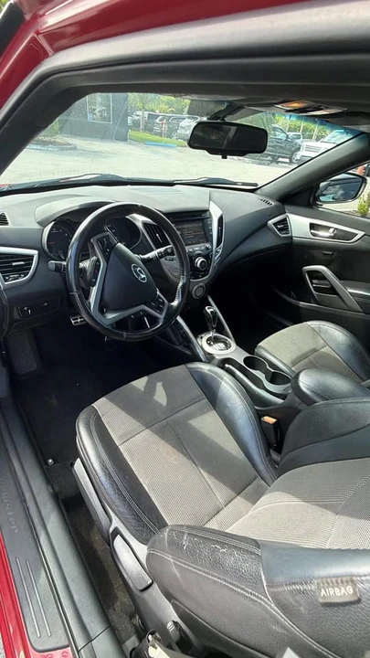 2017 Hyundai Veloster - Image 5 of 8
