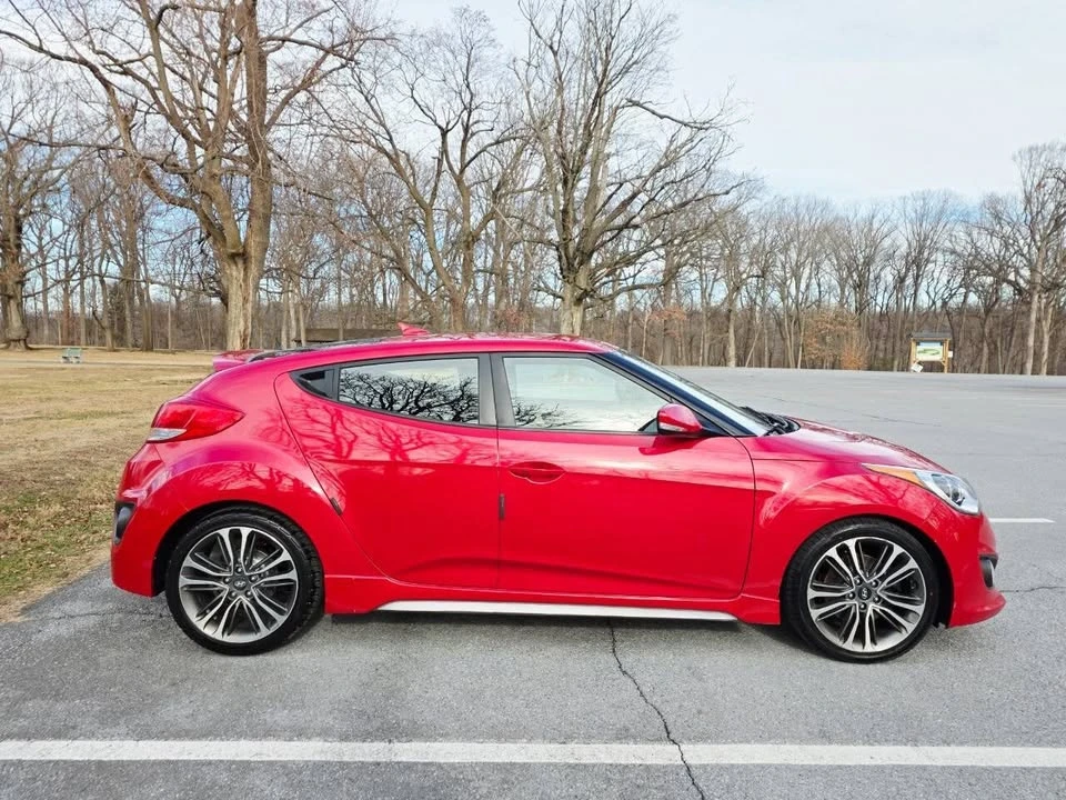 2017 Hyundai Veloster - Image 6 of 18