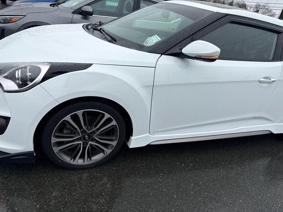 2017 Hyundai Veloster - Image 3 of 18