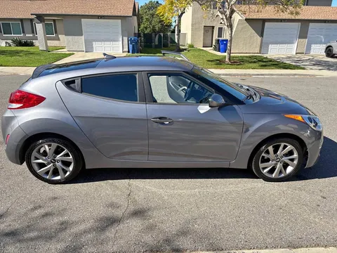 2017 Hyundai Veloster