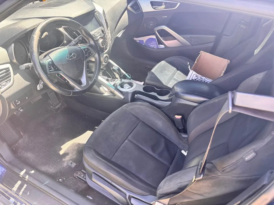 2017 Hyundai Veloster - Image 5 of 6