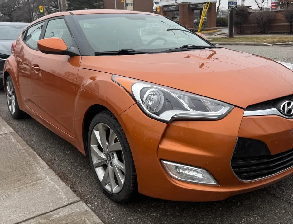 2017 Hyundai Veloster - Image 5 of 10