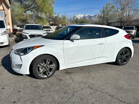 2017 Hyundai Veloster Coupe