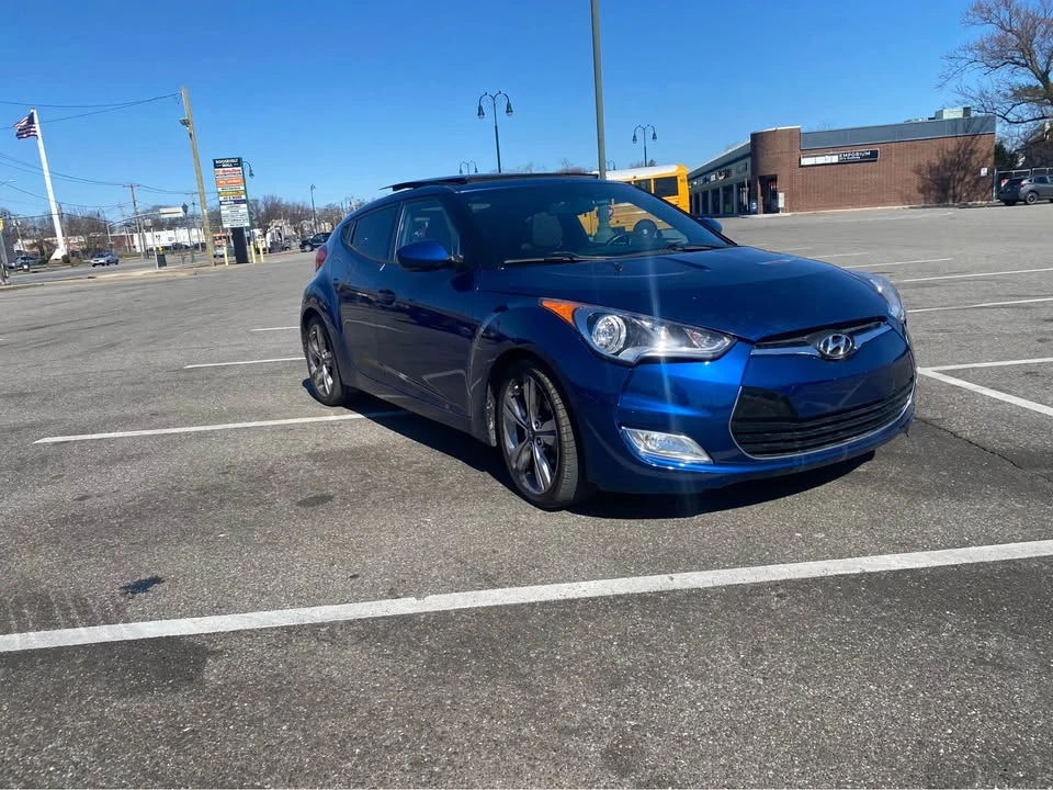 2017 Hyundai Veloster - Image 3 of 19