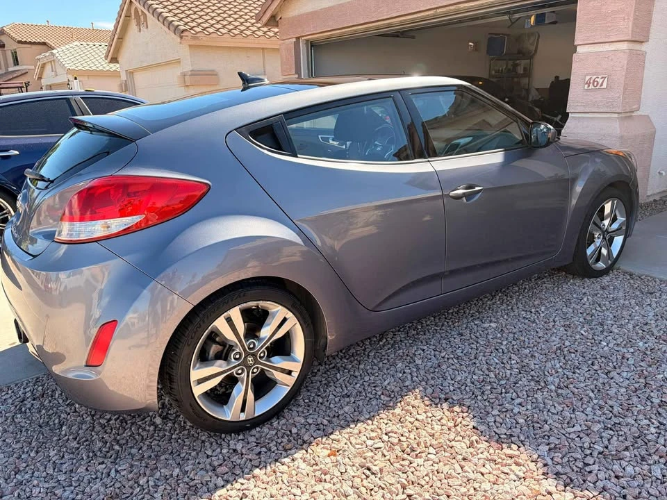 2017 Hyundai Veloster - Image 3 of 10