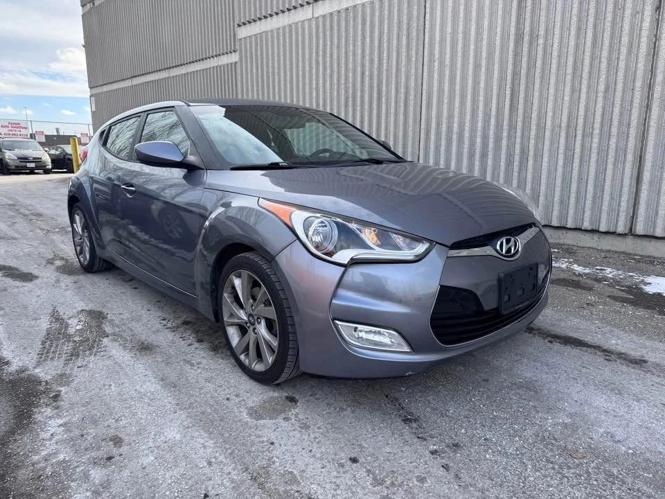 2017 Hyundai Veloster - Image 7 of 14