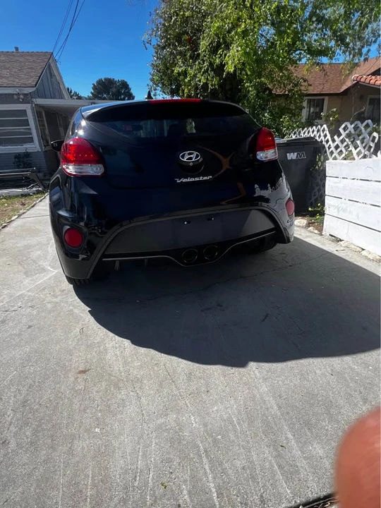 2017 Hyundai Veloster - Image 5 of 18