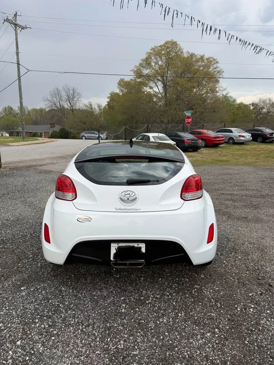 2017 Hyundai Veloster - Image 5 of 13