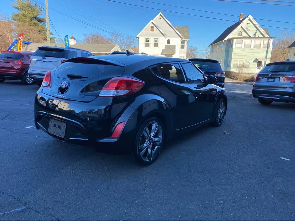 2017 Hyundai Veloster - Image 3 of 12